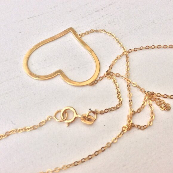 14k solid gold open heart necklace - Picture 3 of 9